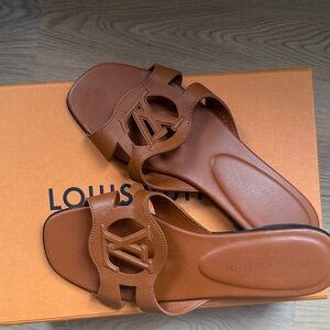 Louis Vuitton Isola Flat Mule Women's Sandals